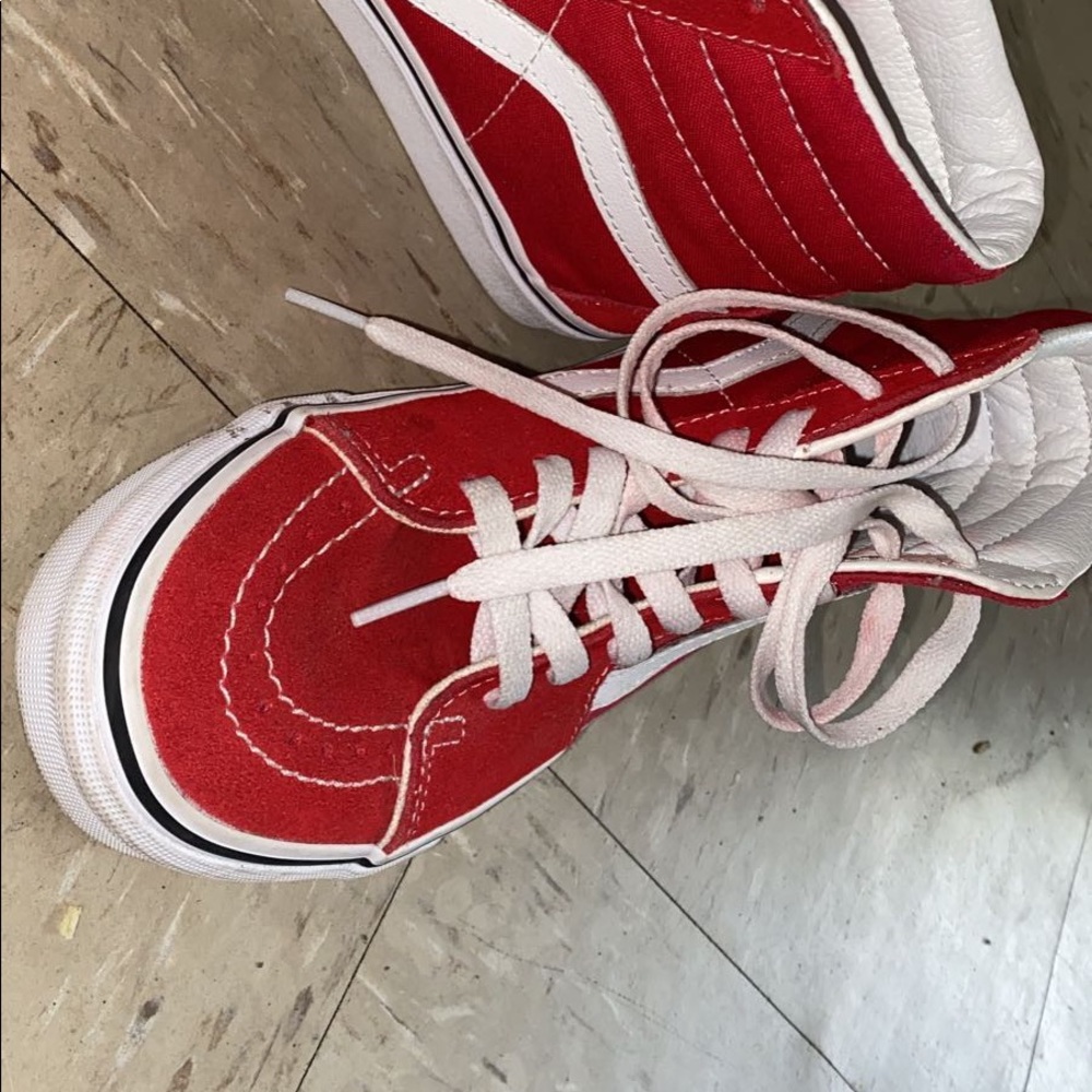 BRAND NEW Red & White Skate-Hi vans (classic)